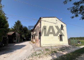 Casa all\'aperto - Semi-detached house Via Capriolo
 
37, Copparo - photo 37