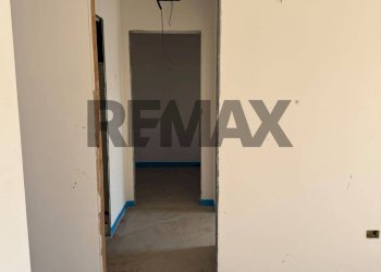 Hall / corridoio - Three-room apartment Via Germania
 
25, Manfredonia - photo 21