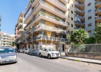 Edificio all\'aperto - Trilocale Via Cervignano
 
27, Catania - foto 24