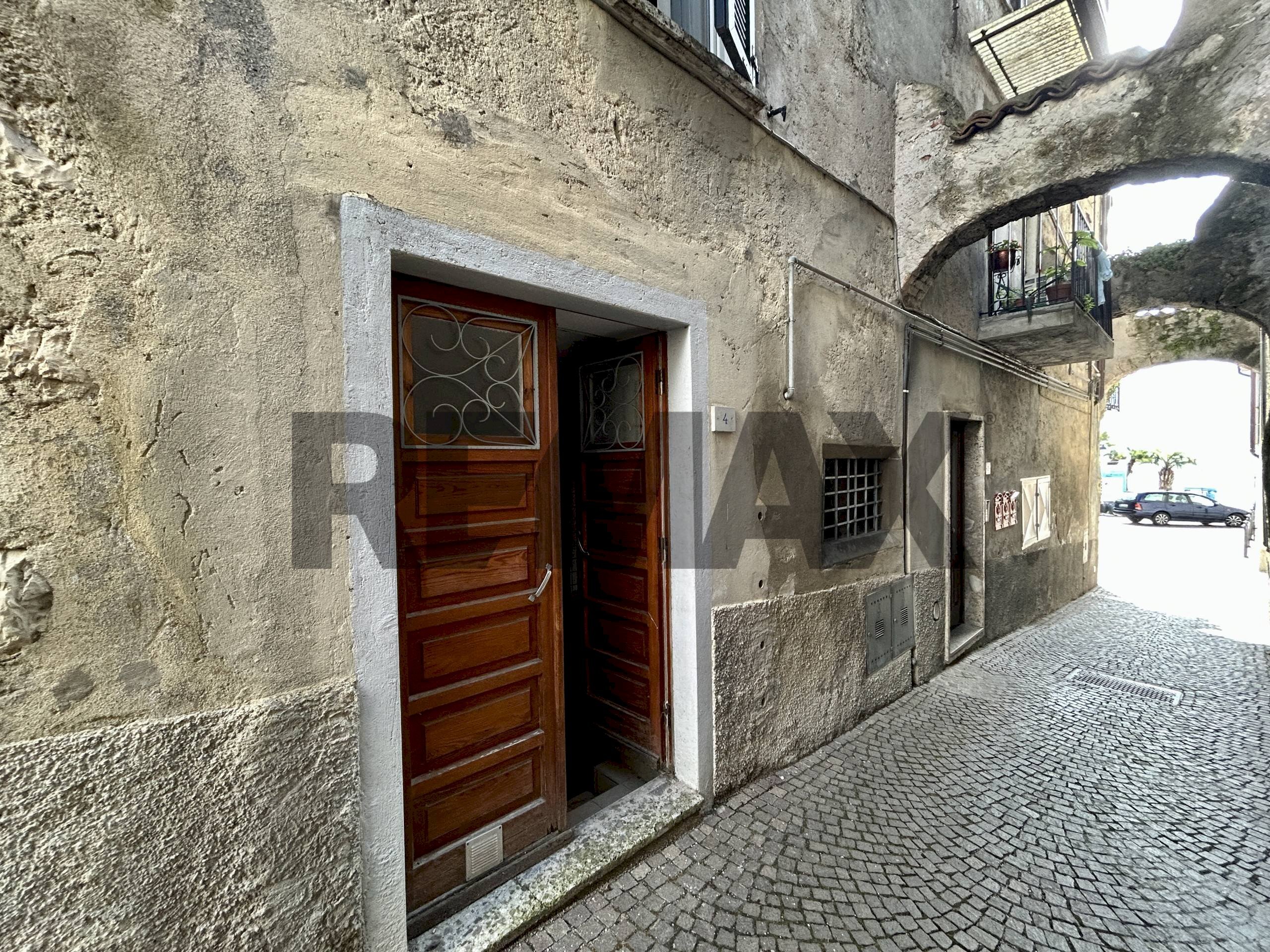 Edificio all\'aperto - Three-room apartment via Porto
84, Riva di Solto - photo 3