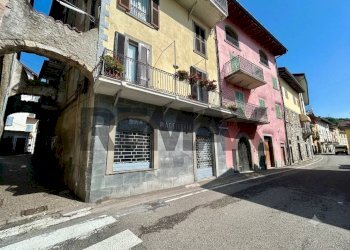 Edificio all\'aperto - Three-room apartment via Porto
 
84, Riva di Solto - photo 1