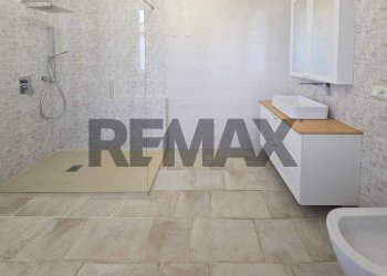Bagno - Apartment via Monte Fumaiolo
5/b, Montesilvano - photo 32