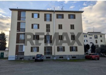 Edificio all\'aperto - Quadrilocale via dell'Anza
 
14, Novara - foto 5