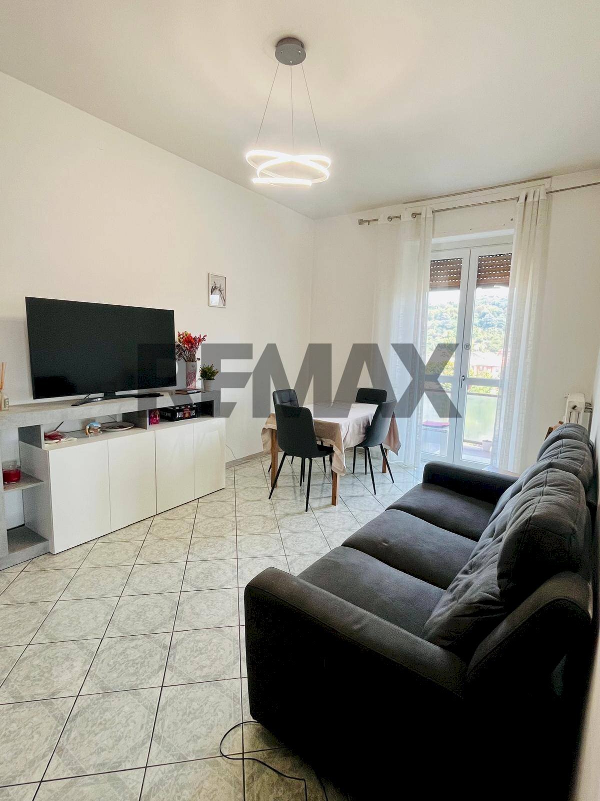 Sala da pranzo - Two-room apartment VIA SAN GIOVANNI BOSCO
 
1/B, Tortona - photo 1