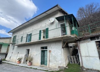 vista da strada - Casa indipendente FRAZIONE PRA
 
14, Roburent - foto 20