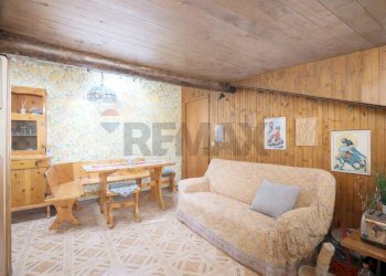 Sala da pranzo - Quadrilocale VIA THIENE
 
1, Asiago - foto 5