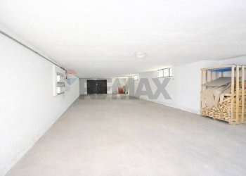 Stanza vuota - Quadrilocale VIA THIENE
 
1, Asiago - foto 22