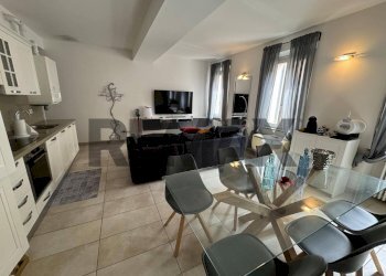 Sala da pranzo - Two-room apartment Vicolo Scacchini
 
10, Parma - photo 2