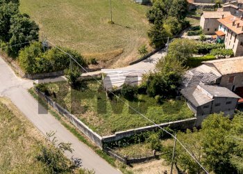 Posizione della mappa - Terreno edificabile costola
 
4, Neviano degli Arduini - foto 8