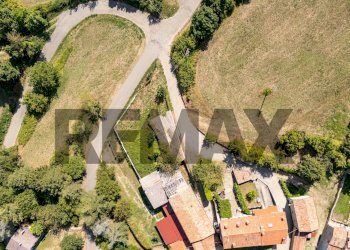 Posizione della mappa - Terreno edificabile costola
 
4, Neviano degli Arduini - foto 12