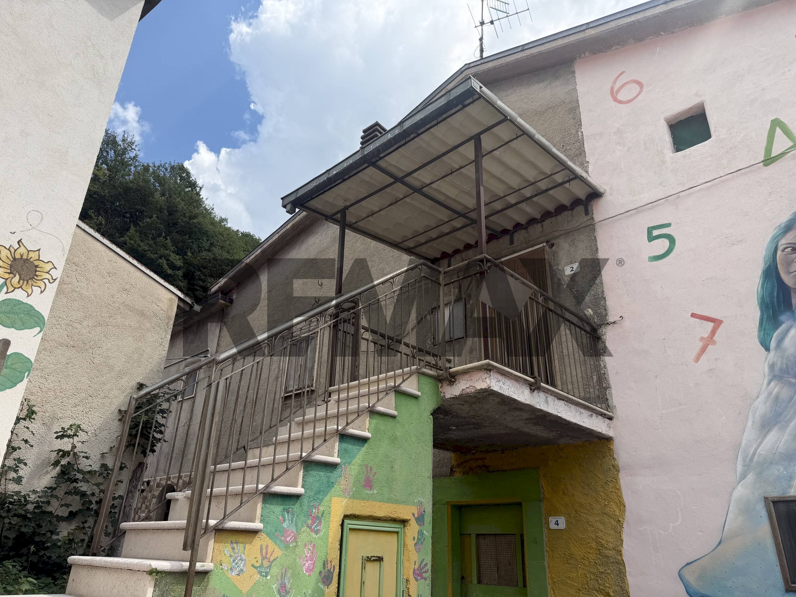 Edificio all\'aperto - Semi-detached house VIA BORGO PICCOLO
 
2, Scontrone - photo 1
