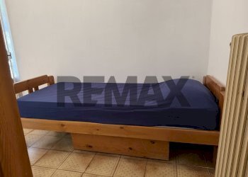 Camera / camera da letto - Casa semi indipendente VIA BORGO PICCOLO
 
2, Scontrone - foto 17