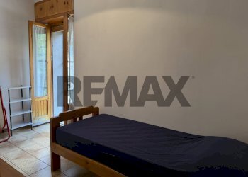 Camera / camera da letto - Casa semi indipendente VIA BORGO PICCOLO
 
2, Scontrone - foto 18