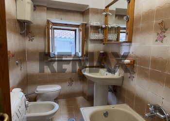 Bagno - Casa semi indipendente VIA BORGO PICCOLO
 
2, Scontrone - foto 25
