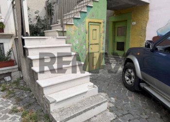 Scale - Casa semi indipendente VIA BORGO PICCOLO
 
2, Scontrone - foto 38