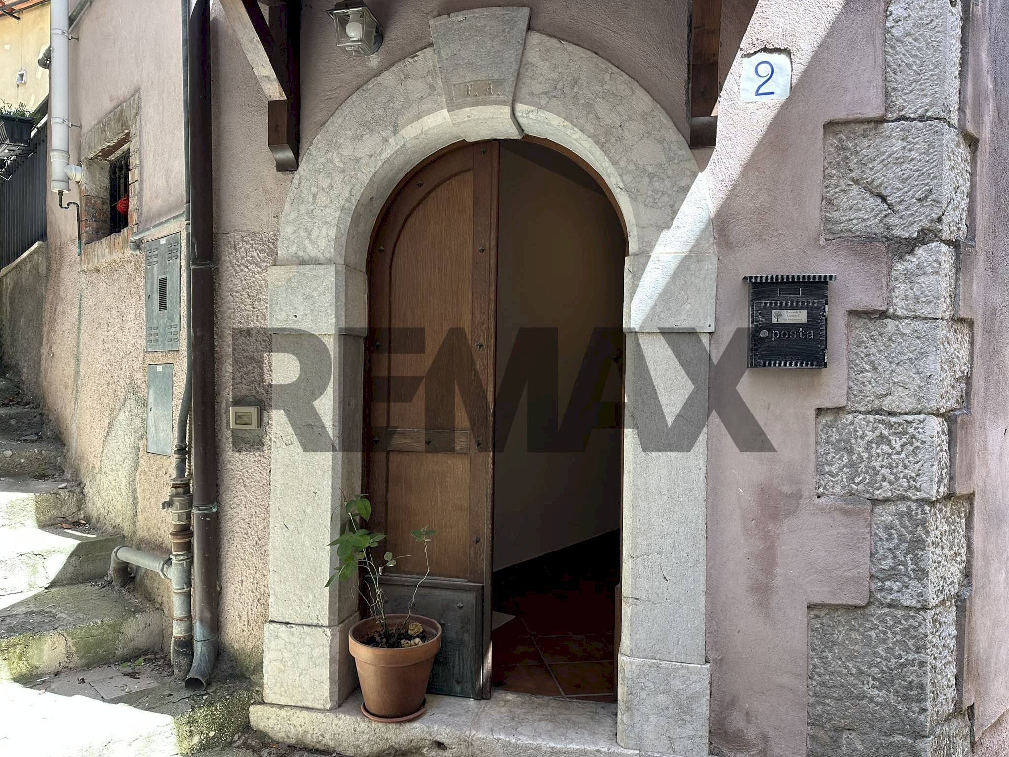 Edificio all\'aperto - Independent house Via Andreucci
4, Colli a Volturno - photo 3