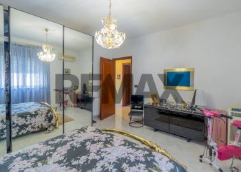 Camera / camera da letto - Appartamento via varese
 
7, Villabate - foto 37