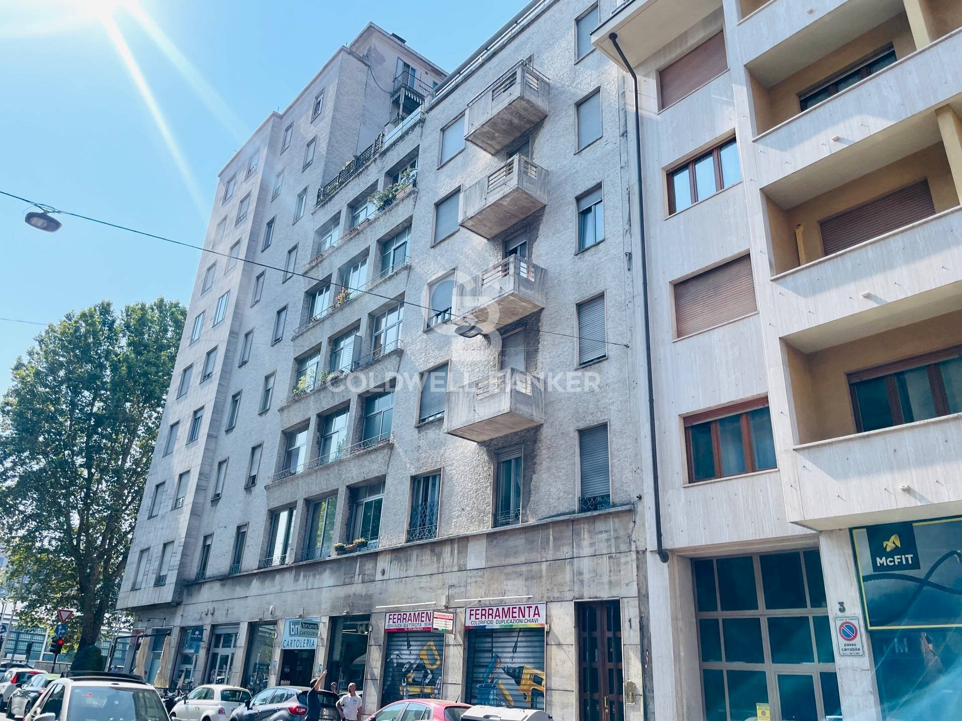 Foto 1 - Negozio Via Duchessa Jolanda
 
1, Torino - foto 1