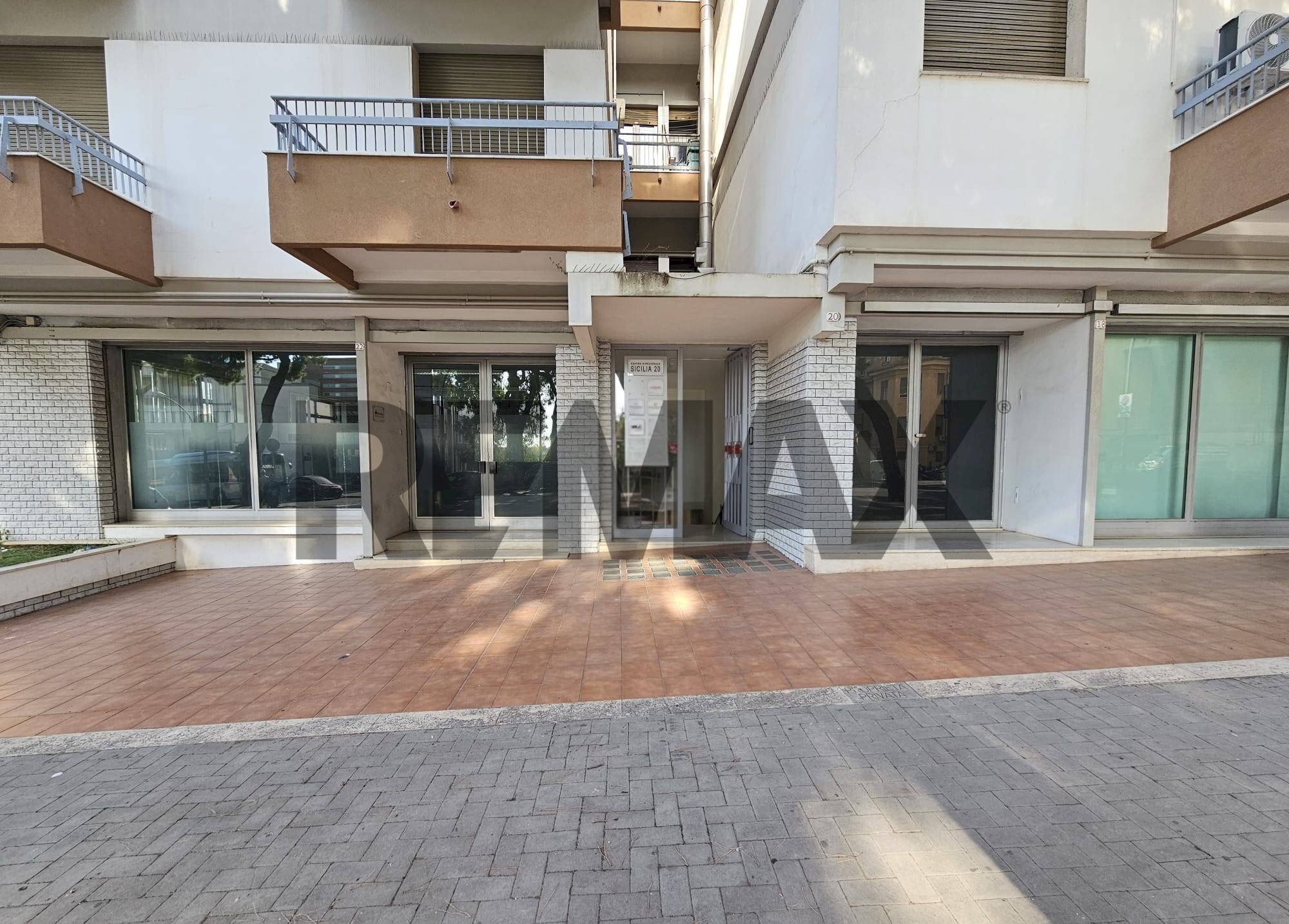 Edificio all\'aperto - Office Viale sicilia
 
20, Ragusa - photo 1