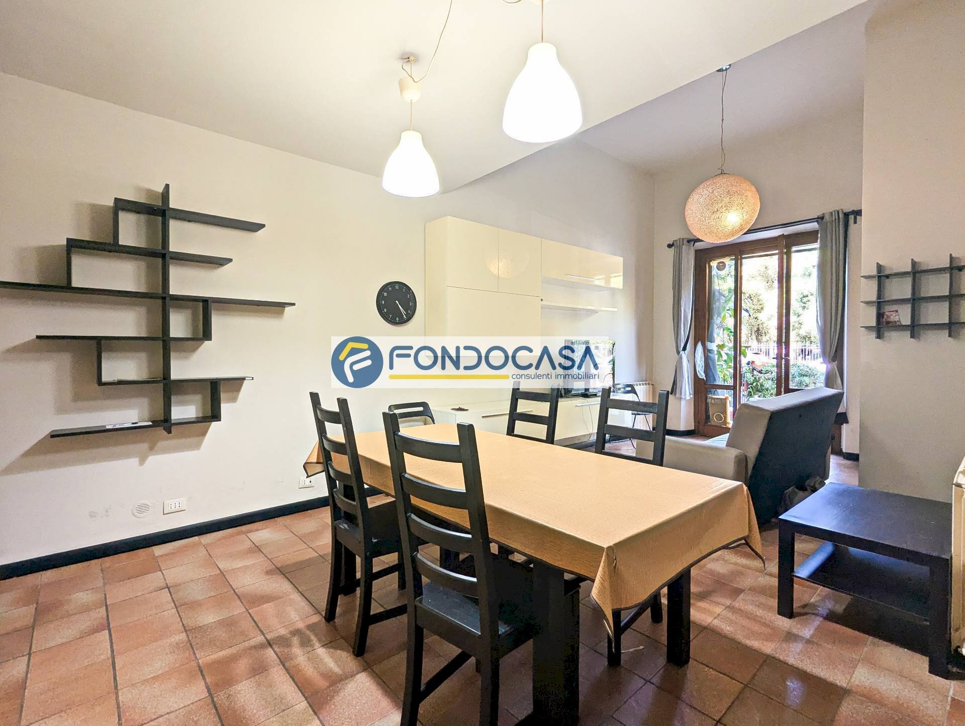 soggiorno con cucina - Trilocale Viale Ermenegildo Pistelli
96, Camaiore - foto 2