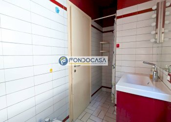 bagno padronale - Trilocale Viale Ermenegildo Pistelli
96, Camaiore - foto 13