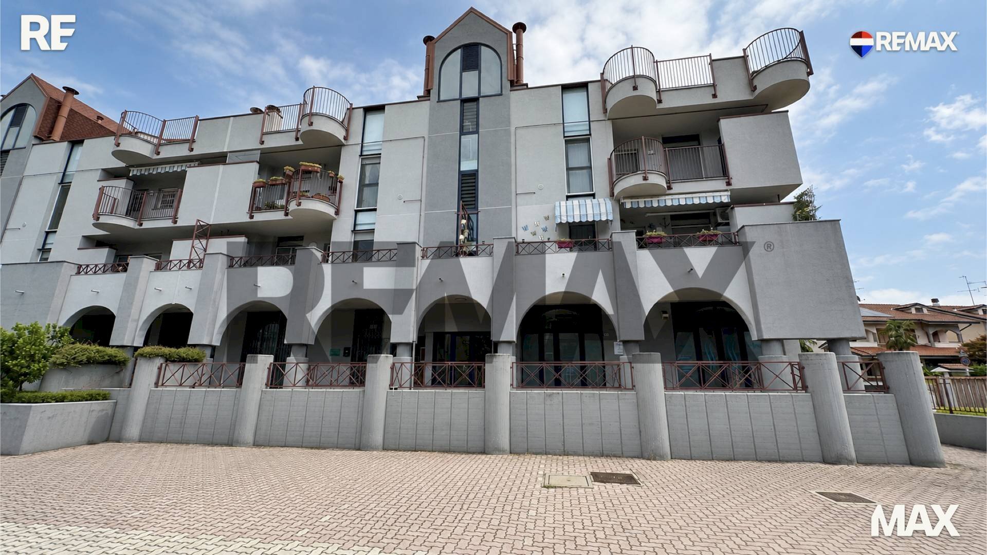 Edificio all\'aperto - Laboratory Grazia Deledda
 
43, Zibido San Giacomo - photo 1