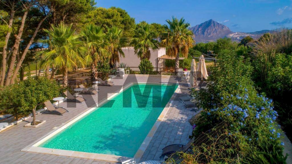 Piscina - Villa Via Leonardo Sciascia
16, Valderice - foto 2