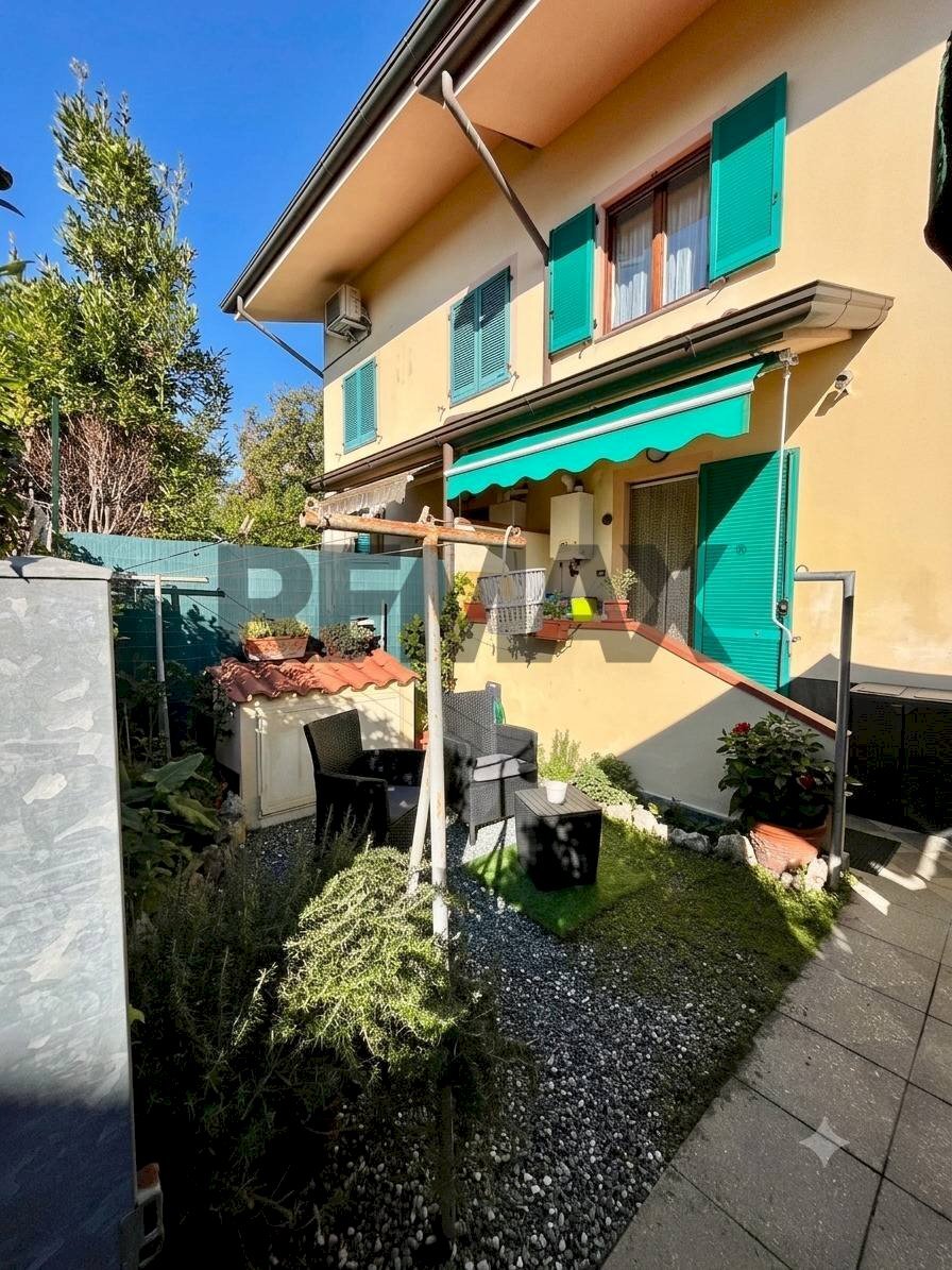 Terrazza - Semi-detached house via ferrucci
106, Forte dei Marmi - photo 2