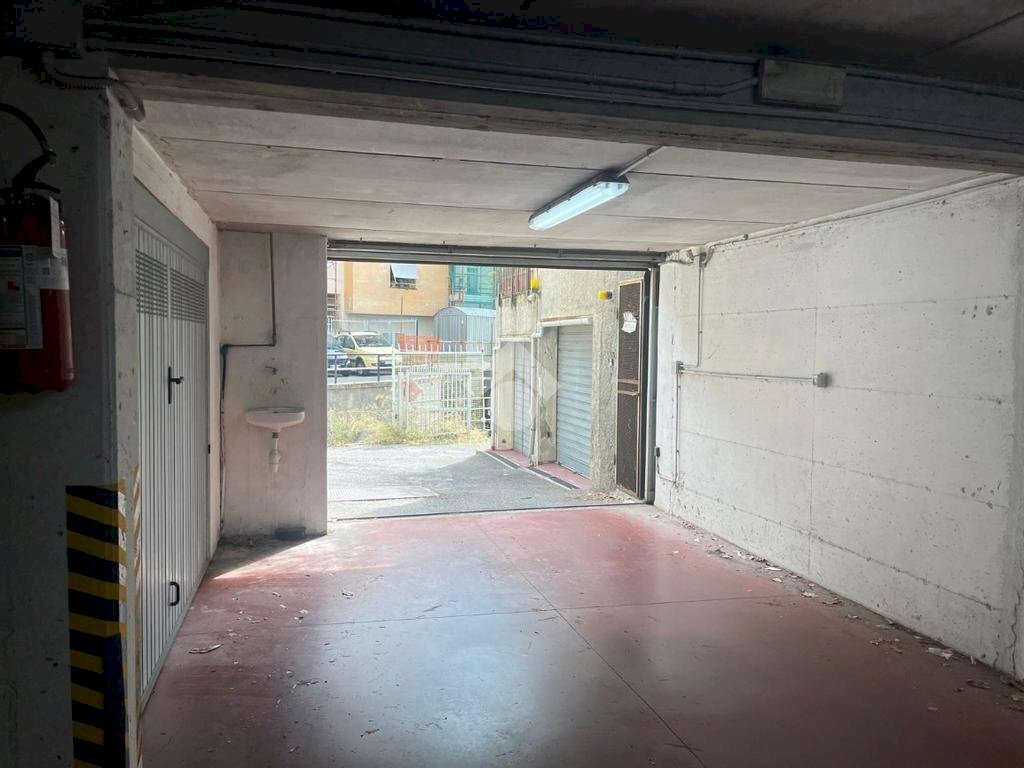 Box Via Giuseppe Majorana, frazione Quinto Al Mare, Genova - foto 3