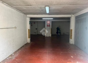Box Via Giuseppe Majorana, frazione Quinto Al Mare, Genova - foto 1