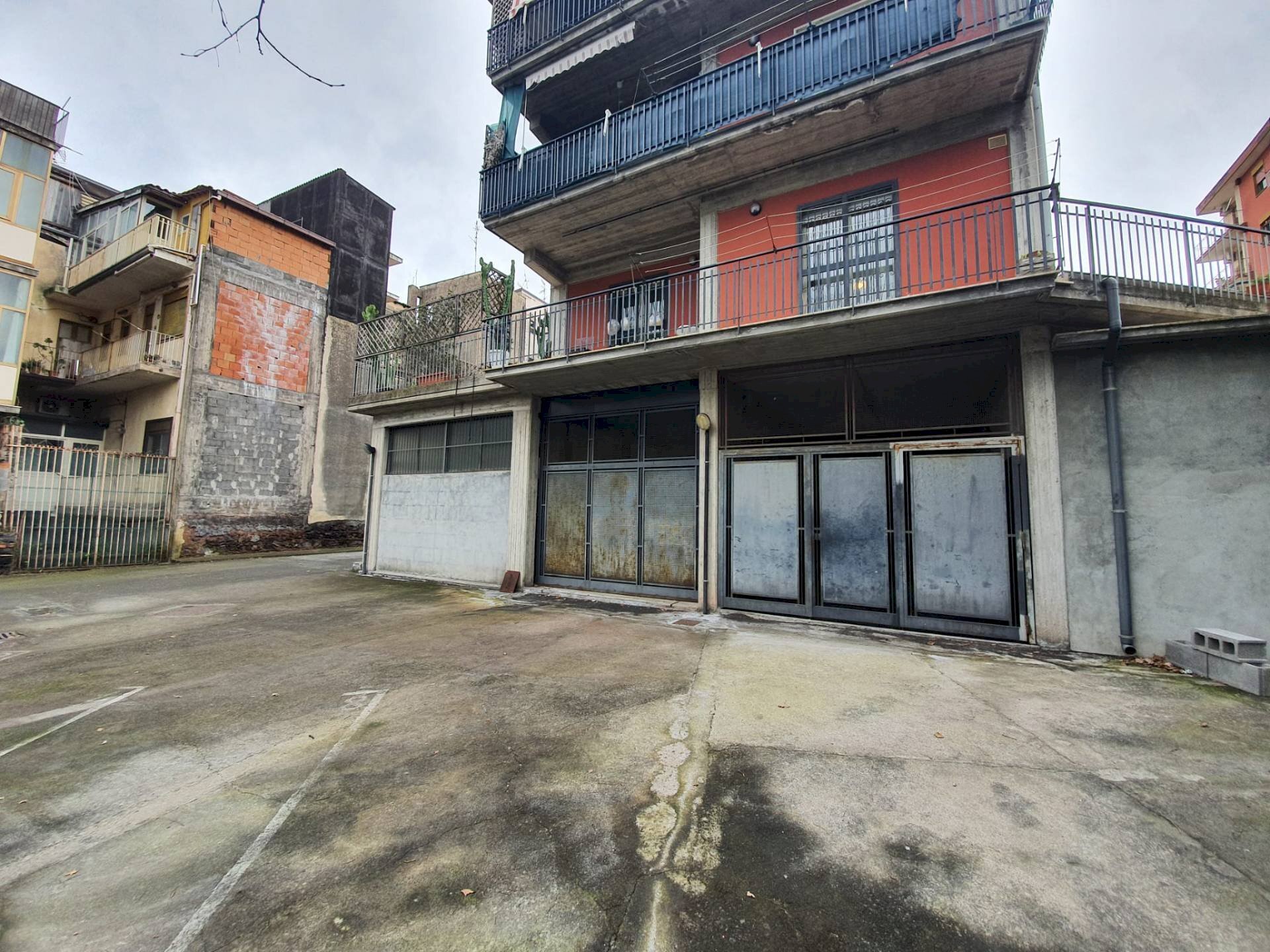 Foto 3 - Warehouse Via Del Bosco
 
324, Catania - photo 2
