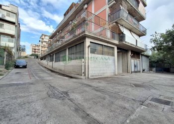 Foto 14 - Warehouse Via Del Bosco
324, Catania - photo 13