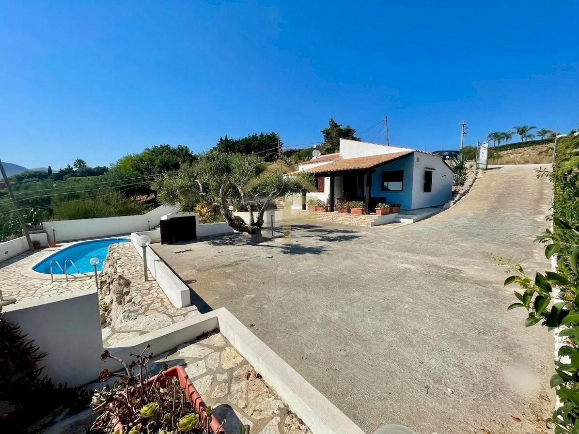 Foto 1 - Villa Contrada Castellaccio
 
snc, Castellammare del Golfo - foto 1