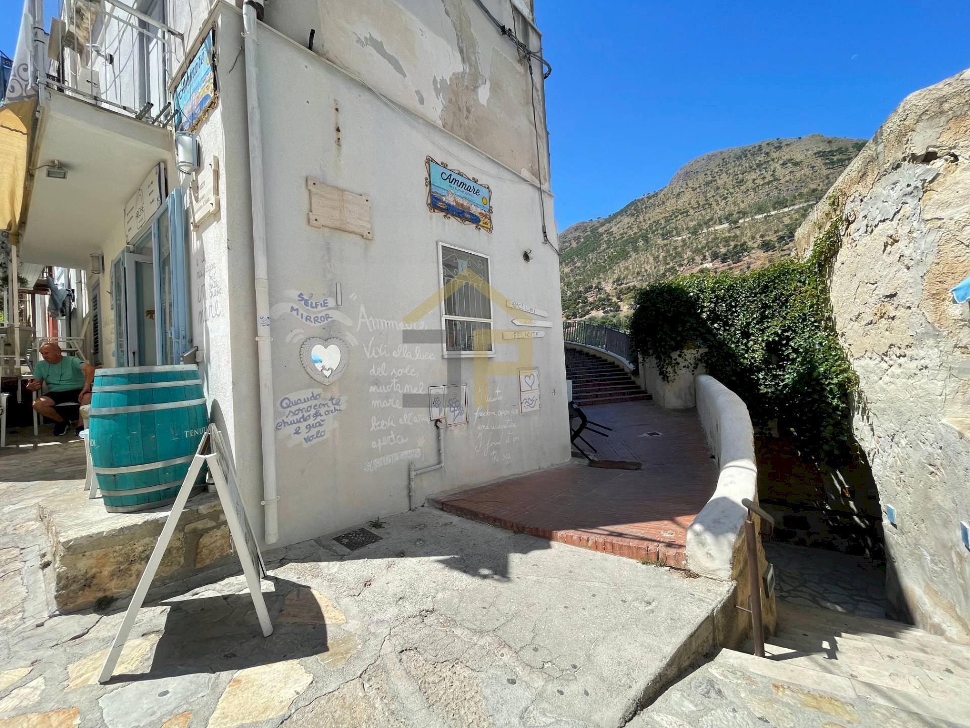 Foto 2 - Attività Commerciale Via Re federico
5, Castellammare del Golfo - foto 2