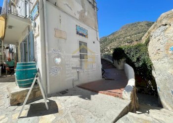 Foto 2 - Attività Commerciale Via Re federico
5, Castellammare del Golfo - foto 2
