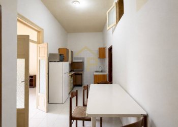 Foto 2 - Three-room apartment Vicolo Stalluzza
 
17, Palermo - photo 2