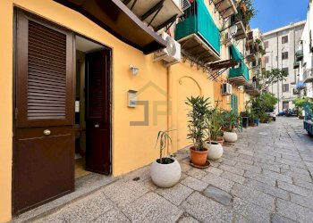 Foto 2 - Two-room apartment Via Valverde
 
17, Palermo - photo 2