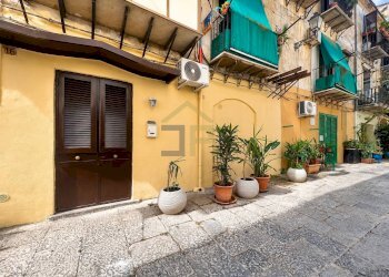 Foto 12 - Two-room apartment Via Valverde
 
17, Palermo - photo 12
