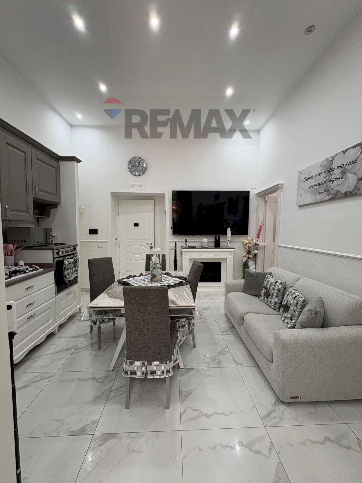 Sala da pranzo - Apartment Via Carlo De Marco
33, Napoli - photo 2