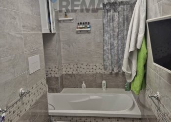 Bagno - Appartamento Via Carlo De Marco
 
33, Napoli - foto 14