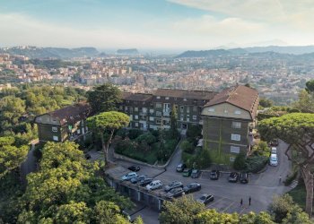 VISTA CON DRONE - Appartamento via camaldolilli
 
59, Napoli - foto 1