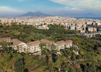 VISTA CON DRONE - Appartamento via camaldolilli
 
59, Napoli - foto 2