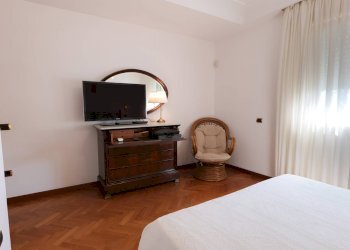 CAMERA DA LETTO - Appartamento via camaldolilli
 
59, Napoli - foto 32