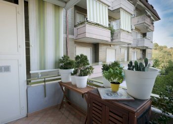 BALCONE LATO CUCINA - Appartamento via camaldolilli
 
59, Napoli - foto 49