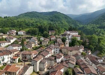 Vista - Casa indipendente Frazione Salogni, Fabbrica Curone - foto 2