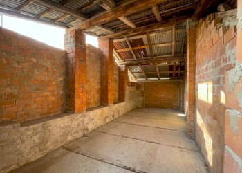 Box auto - Casa indipendente Frazione Salogni, Fabbrica Curone - foto 8