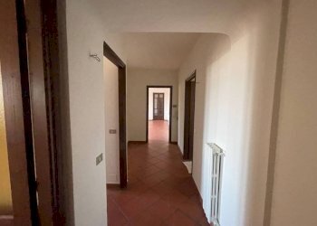Corridoio - Appartamento via Andezeno, 94, Chieri - foto 3