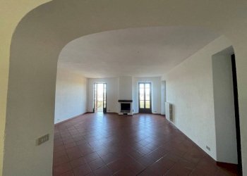 Salone - Appartamento via Andezeno, 94, Chieri - foto 4