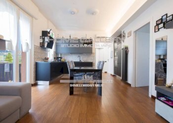 Salone - Three-room apartment via Bottini, Genova (neighborhood Quarto) - photo 4