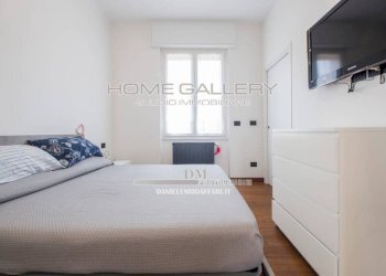Camera da letto - Three-room apartment via Bottini, Genova (neighborhood Quarto) - photo 14